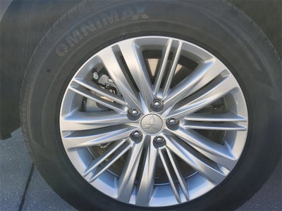 2024 Mitsubishi Outlander ES