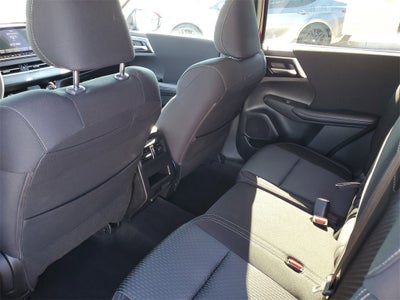 2024 Mitsubishi Outlander ES