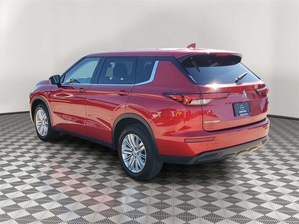 2024 Mitsubishi Outlander ES