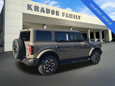 2026 Ford Bronco Outer Banks