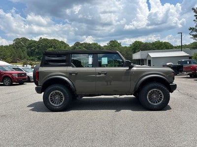 2026 Ford Bronco Base