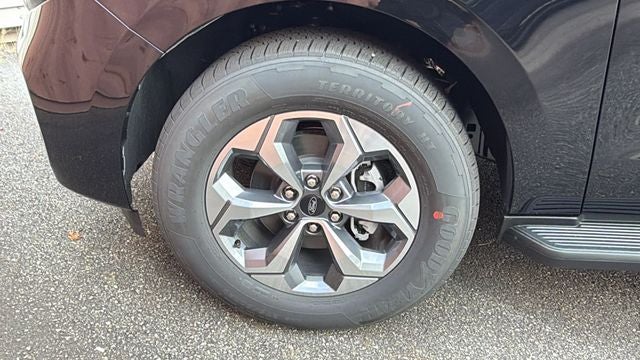 2027 Ford Expedition Max Active