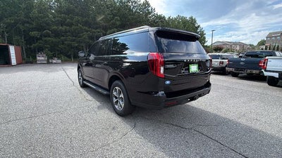2027 Ford Expedition Max Active