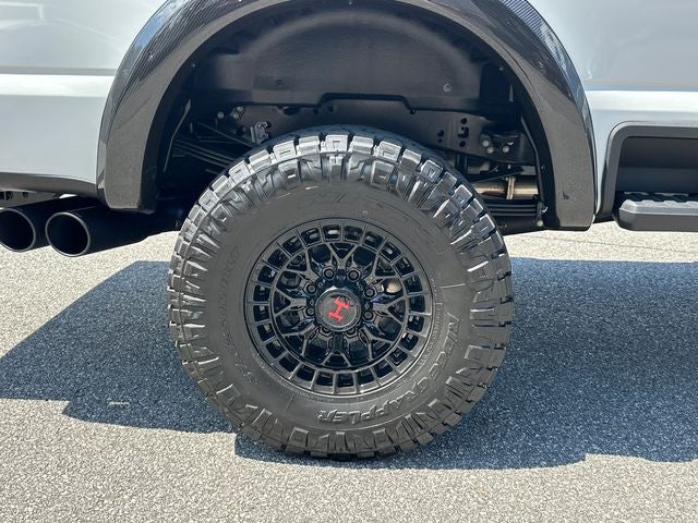 2026 Ford F-250SD Lariat Hennessey Velociraptor 1200