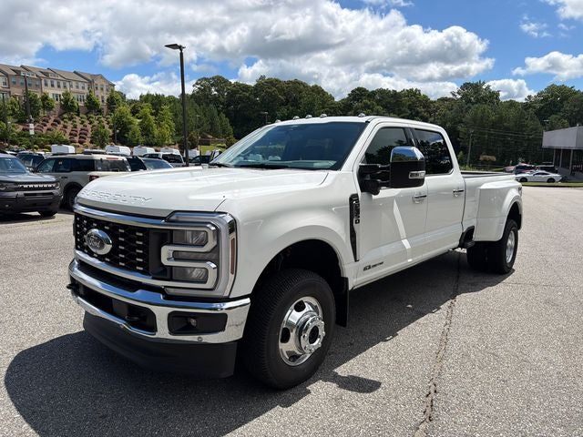 2026 Ford F-350SD Lariat DRW