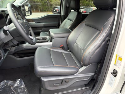 2027 Ford F-450SD Lariat DRW