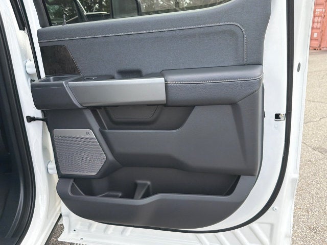 2027 Ford F-450SD Lariat DRW