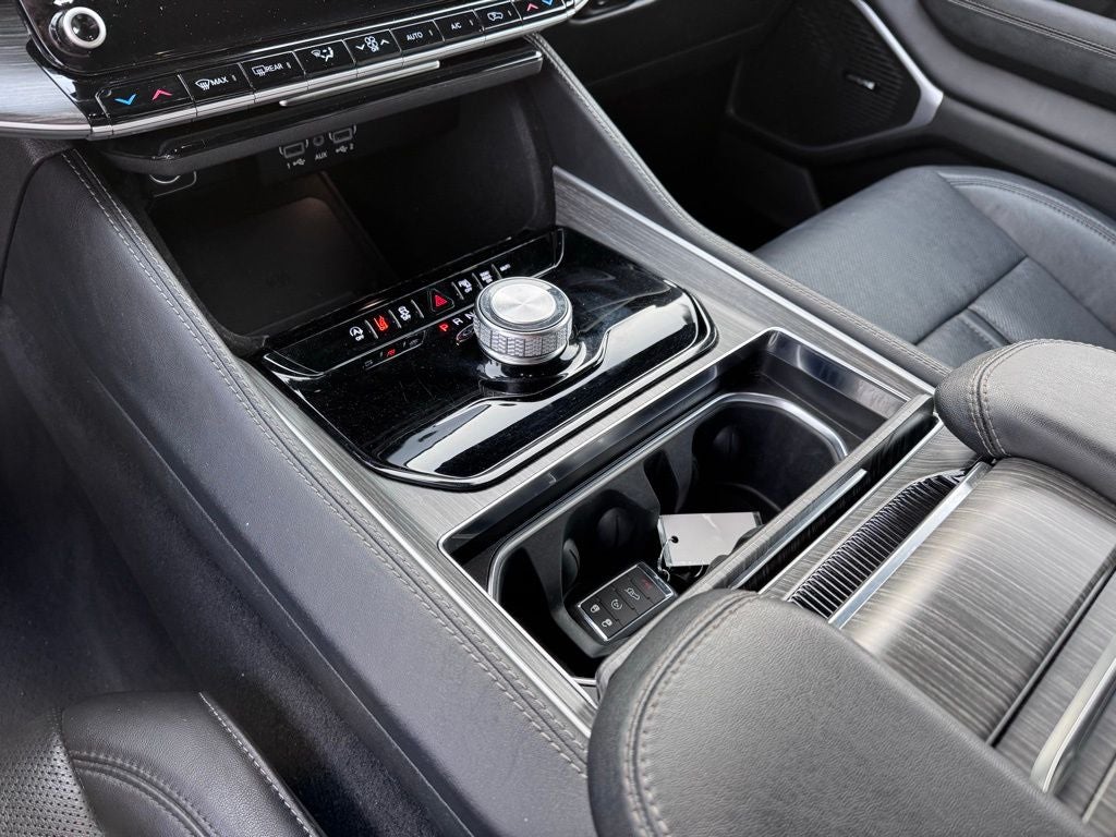 2024 Jeep Wagoneer L Series II