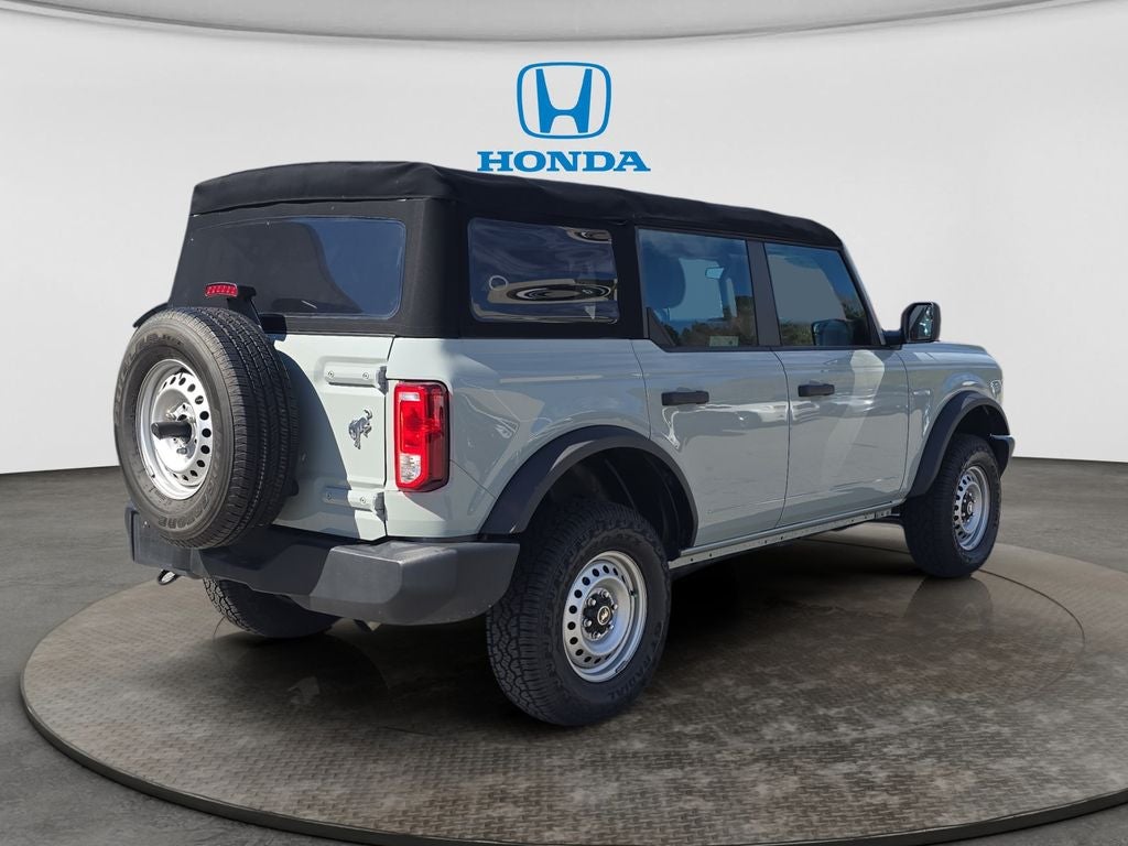 2022 Ford Bronco Base