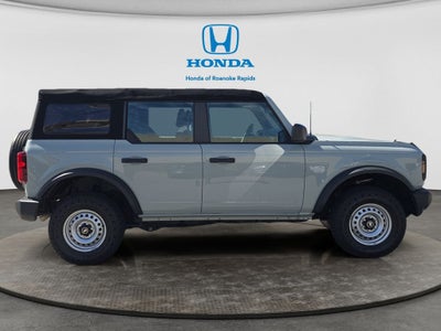 2022 Ford Bronco Base