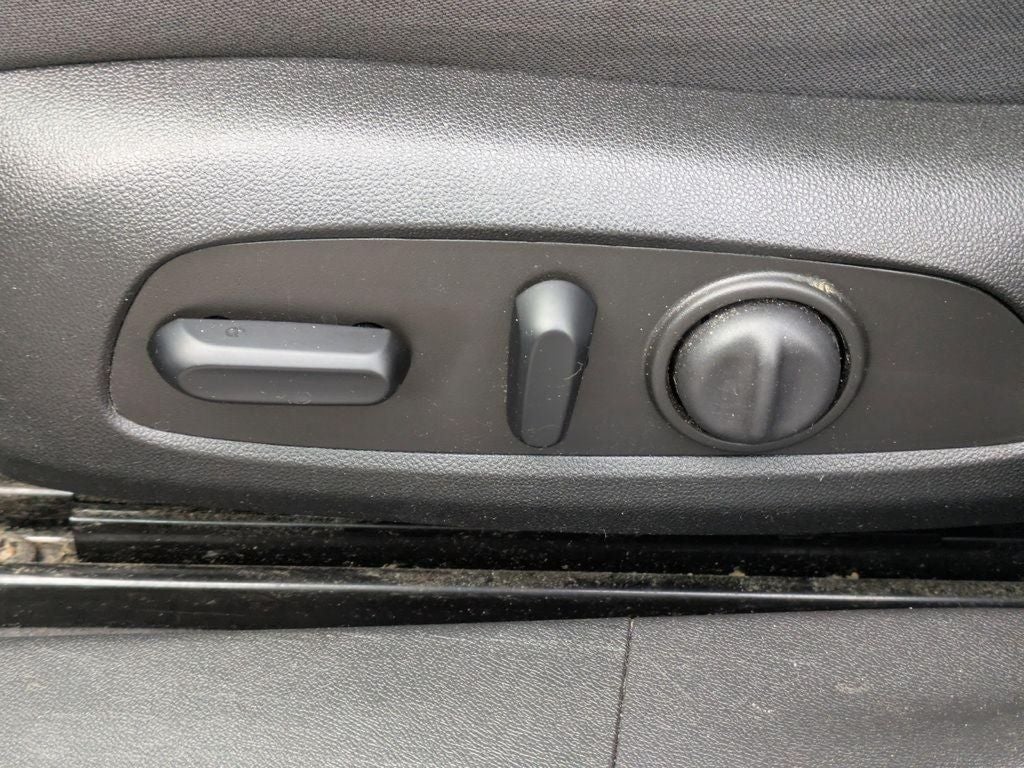 2023 Chevrolet Malibu LS 1FL