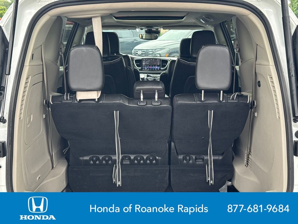 2023 Chrysler Pacifica Hybrid Limited