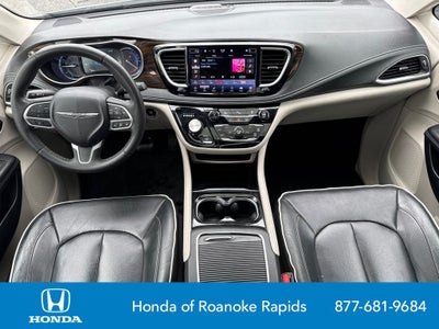 2023 Chrysler Pacifica Hybrid Limited