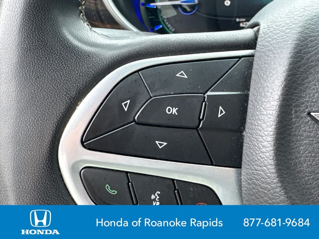 2023 Chrysler Pacifica Hybrid Limited