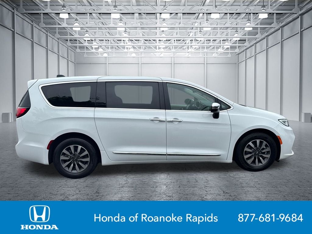 2023 Chrysler Pacifica Hybrid Limited