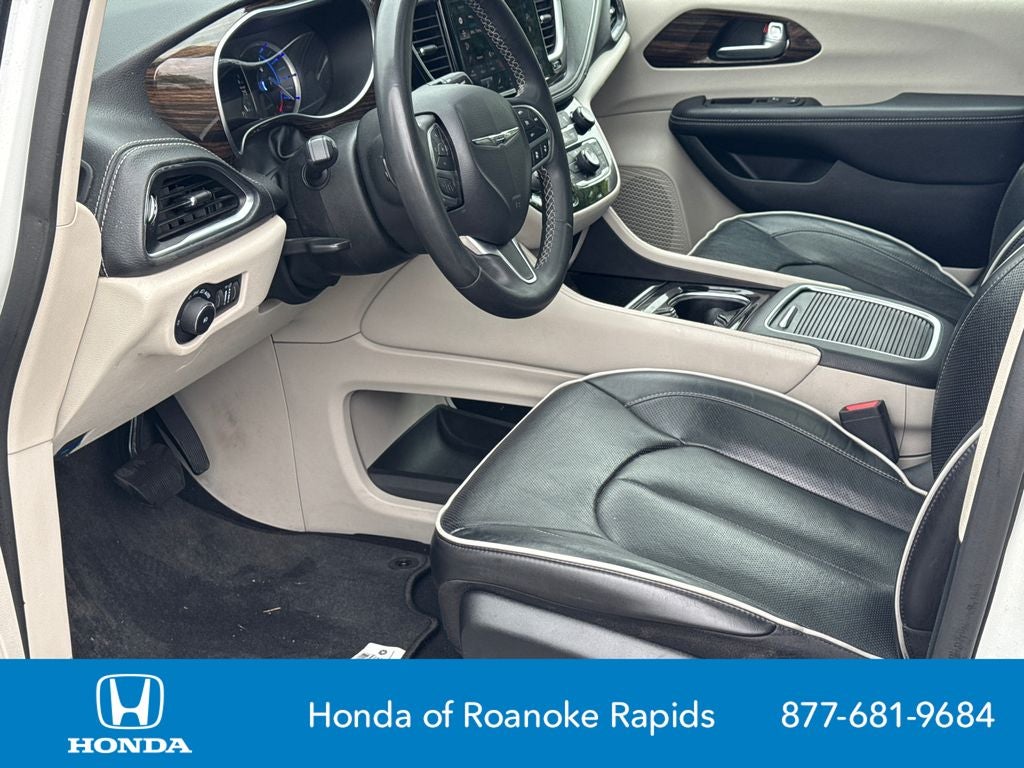 2023 Chrysler Pacifica Hybrid Limited