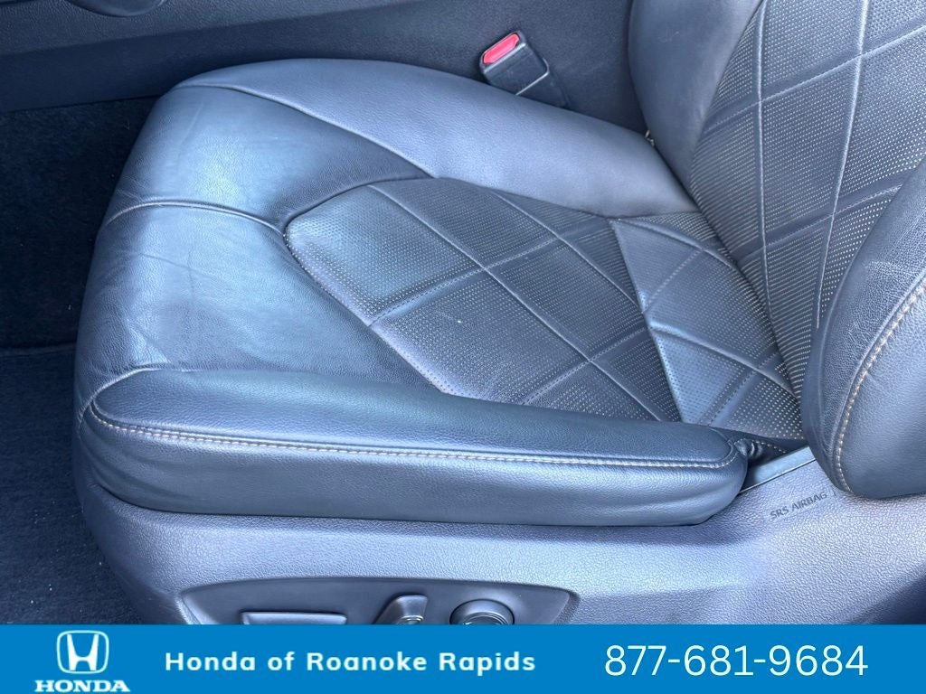 2019 Toyota Camry XLE