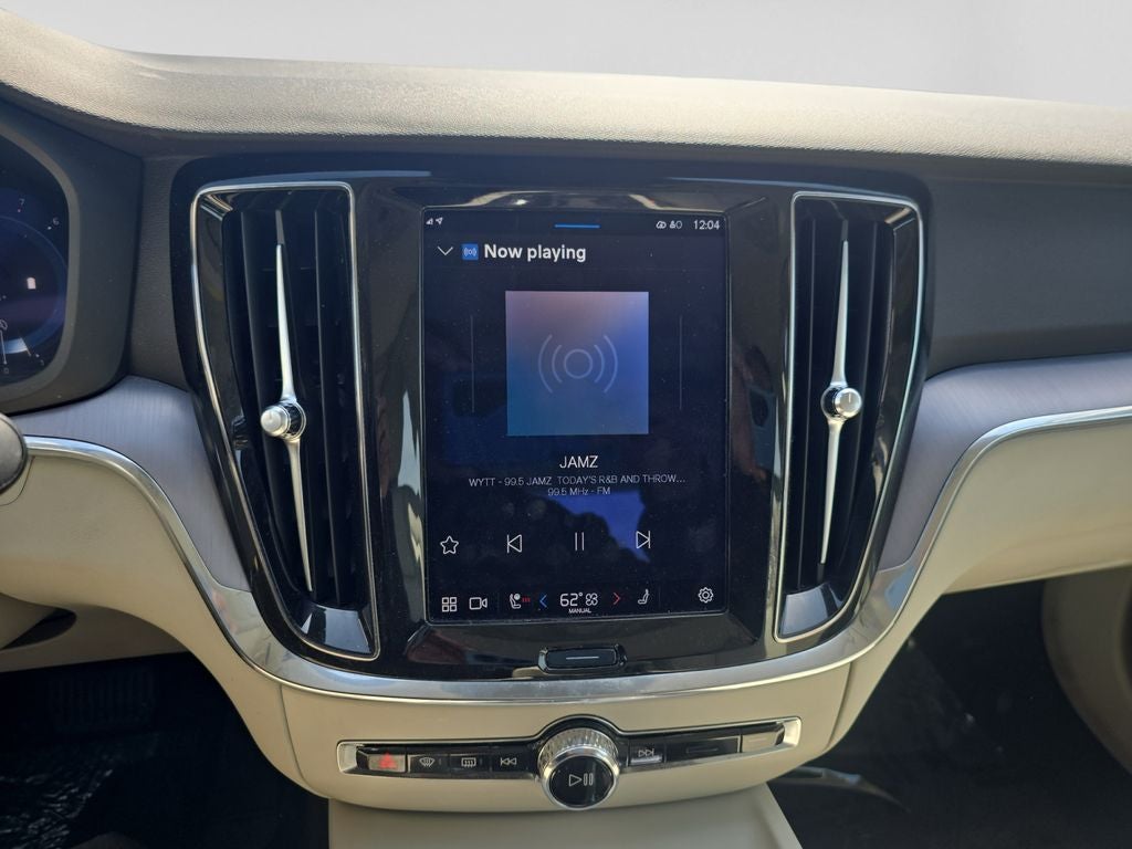 2024 Volvo S60 B5 Core Dark Theme