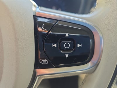 2024 Volvo S60 B5 Core Dark Theme