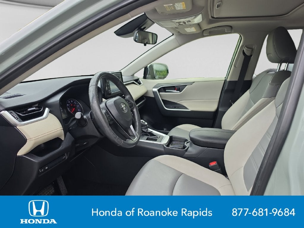 2019 Toyota RAV4 XLE Premium