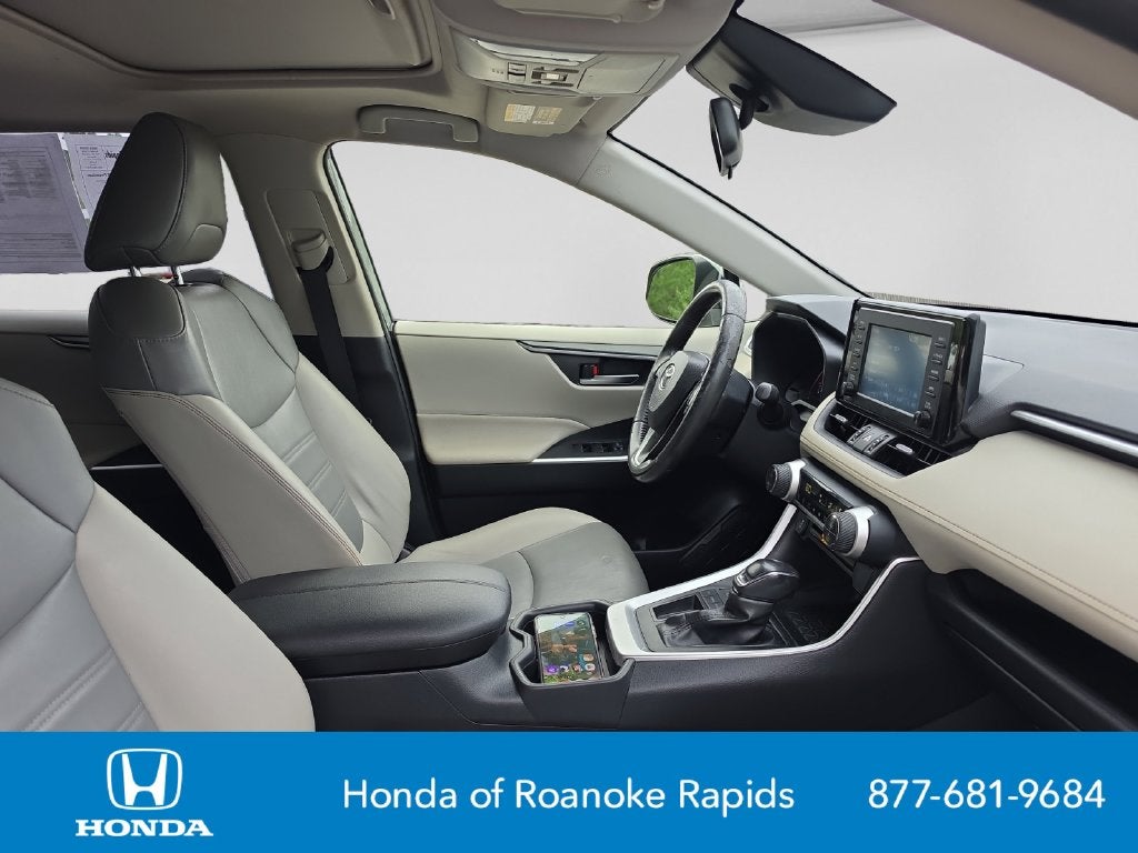 2019 Toyota RAV4 XLE Premium