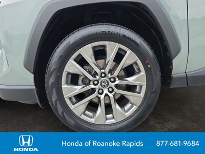 2019 Toyota RAV4 XLE Premium