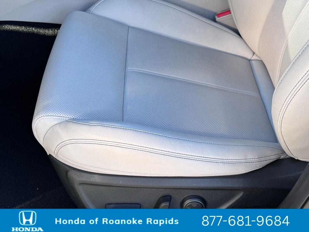 2024 Genesis G70 2.5T