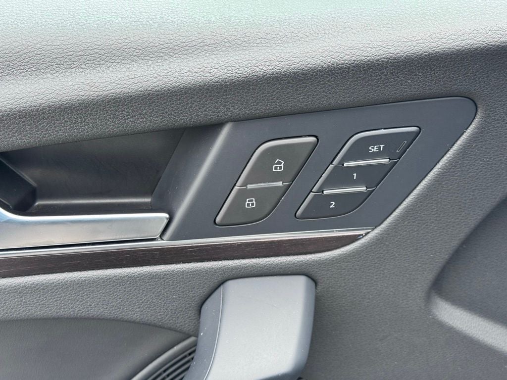 2024 Audi Q5 45 S line Premium quattro