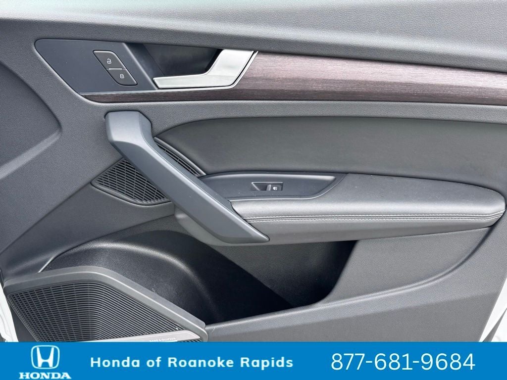 2024 Audi Q5 45 S line Premium quattro