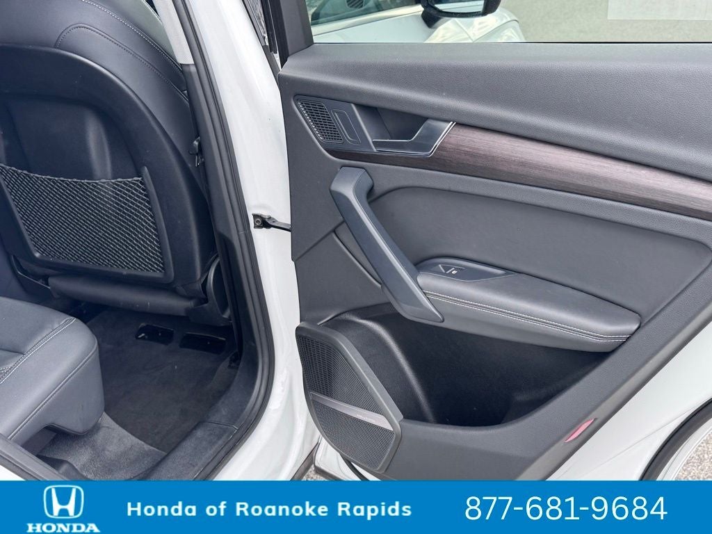 2024 Audi Q5 45 S line Premium quattro