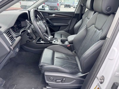 2024 Audi Q5 45 S line Premium quattro