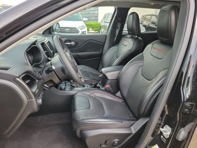 2023 Jeep Cherokee Trailhawk