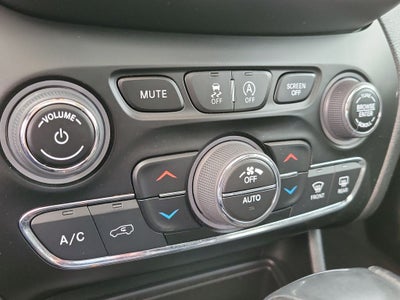 2023 Jeep Cherokee Trailhawk