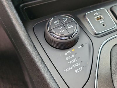 2023 Jeep Cherokee Trailhawk
