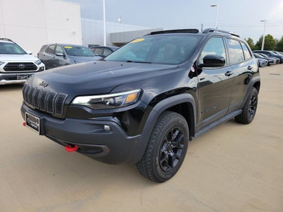 2023 Jeep Cherokee Trailhawk