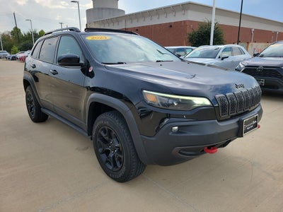 2023 Jeep Cherokee Trailhawk