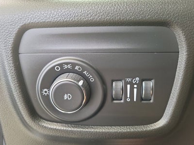 2022 Jeep Grand Cherokee Summit