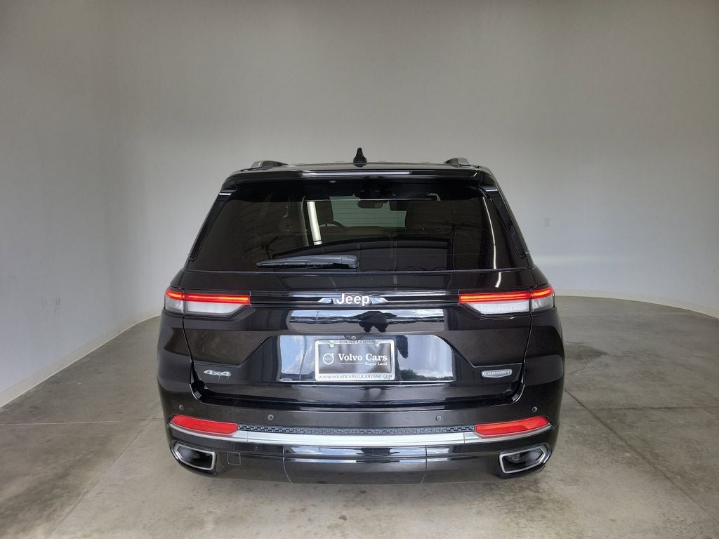 2022 Jeep Grand Cherokee Summit
