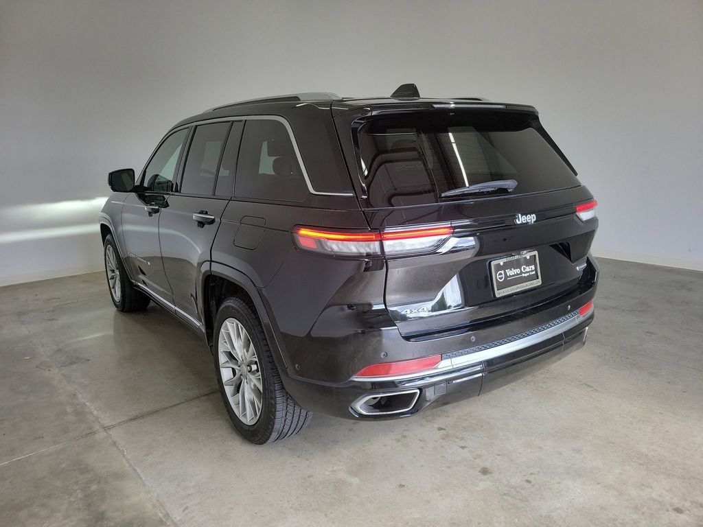 2022 Jeep Grand Cherokee Summit