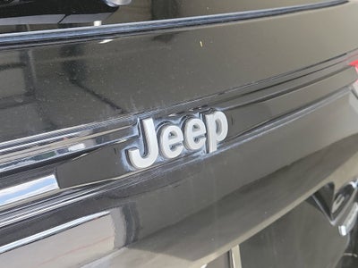 2022 Jeep Grand Cherokee Summit