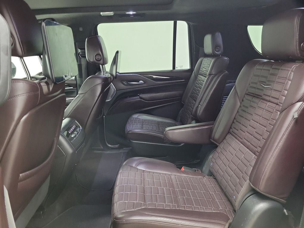 2022 Cadillac Escalade ESV Sport Platinum