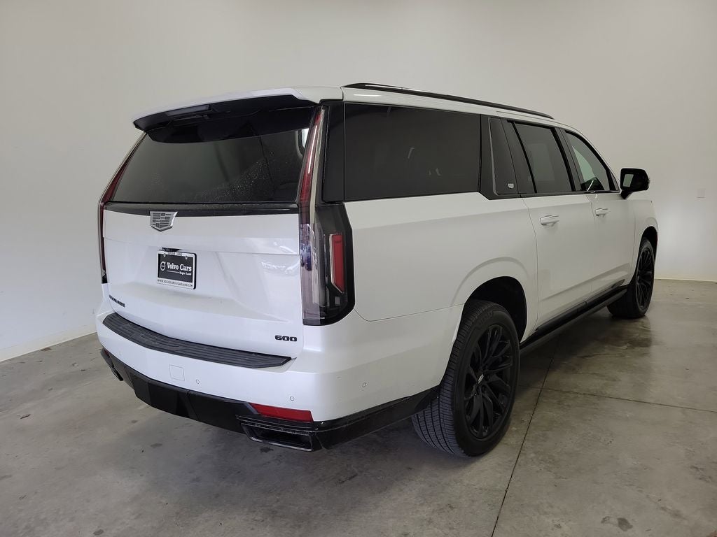 2022 Cadillac Escalade ESV Sport Platinum