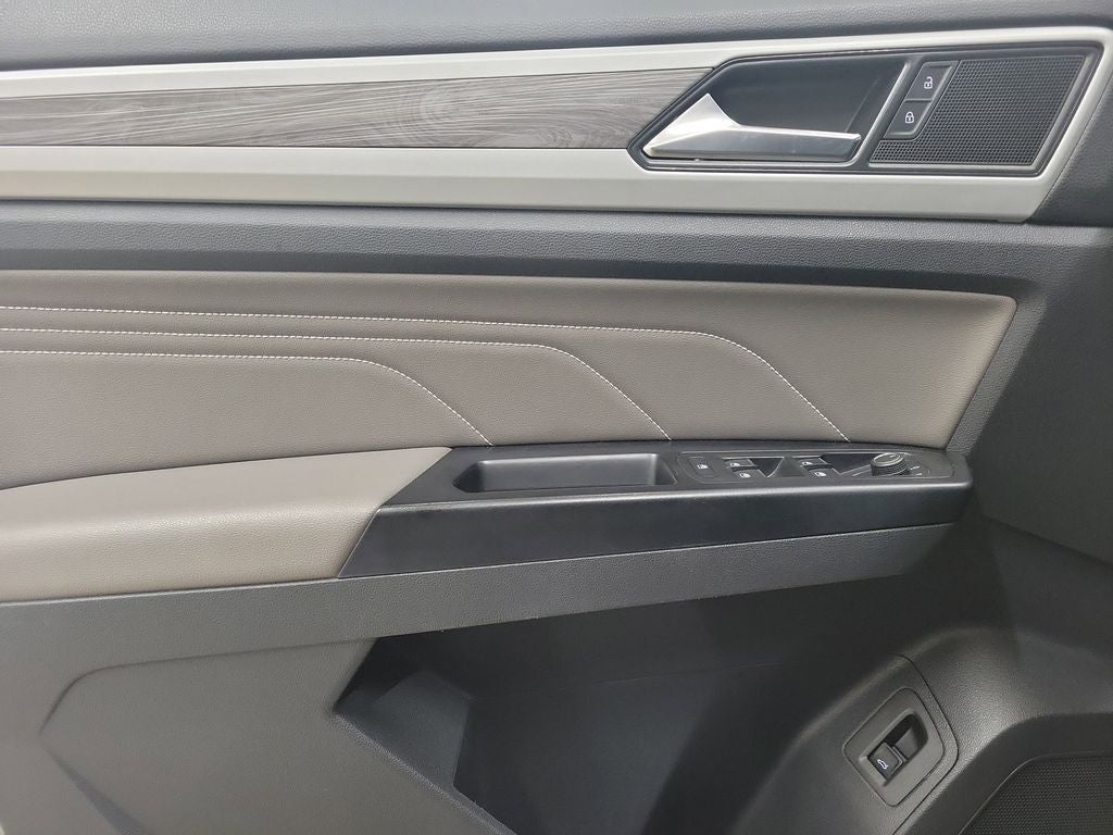 2021 Volkswagen Atlas Cross Sport 3.6L V6 SE w/Technology