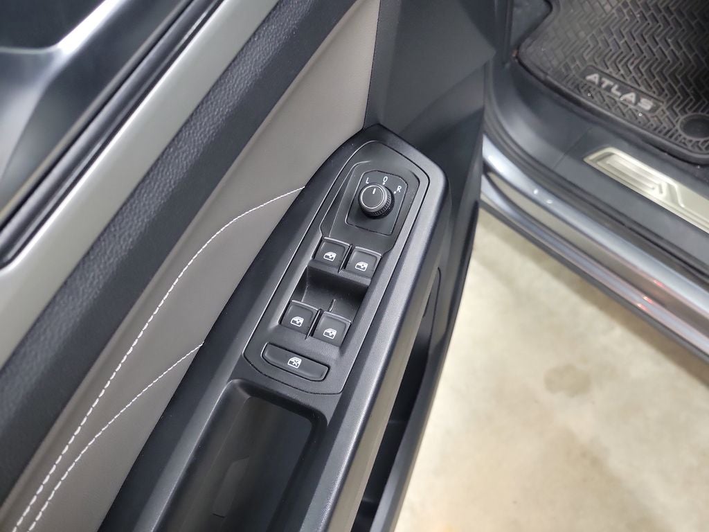 2021 Volkswagen Atlas Cross Sport 3.6L V6 SE w/Technology