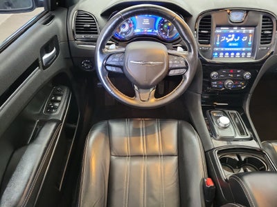 2022 Chrysler 300 S