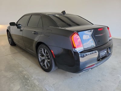 2022 Chrysler 300 S
