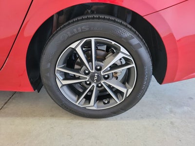 2024 Kia Forte Base