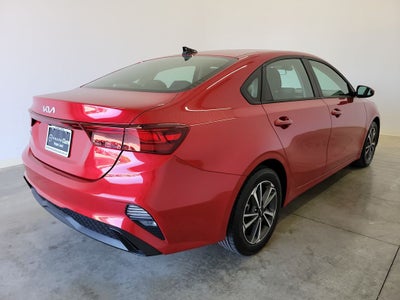 2024 Kia Forte Base