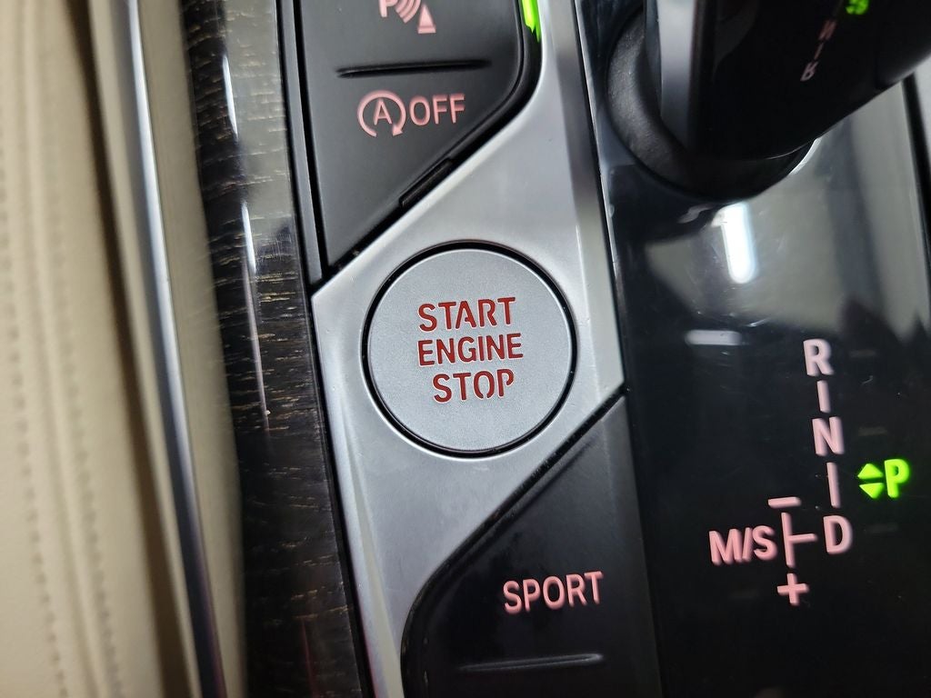 2020 BMW 3 Series 330i