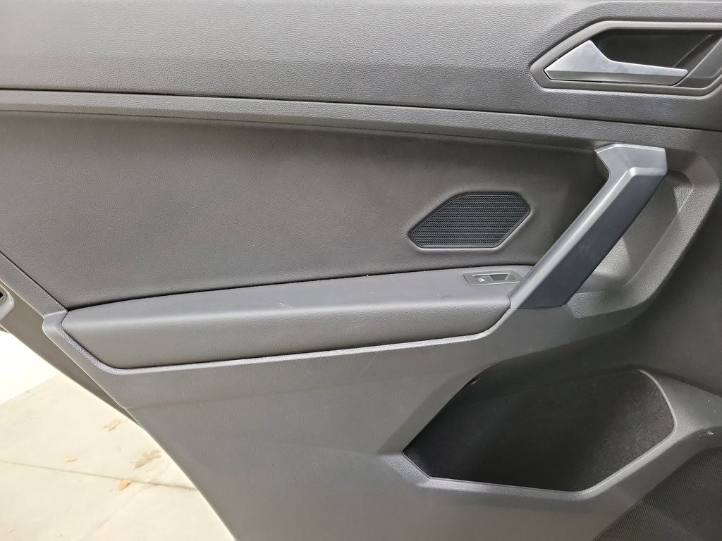 2021 Volkswagen Tiguan 2.0T SE R-Line Black